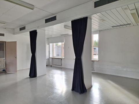 Monitoimitalo ahmalan vuokra / tunti - 3